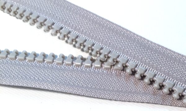 #10 Molded Zipper Chain